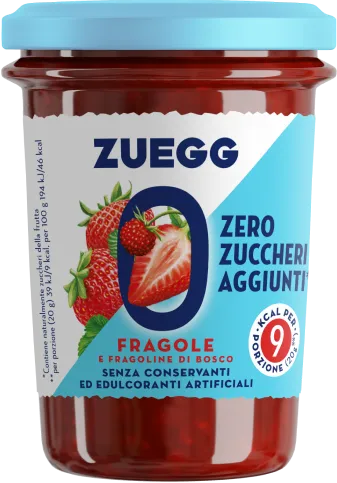 Preparazione di fragole senza zucchero e fragoline di bosco a ridotto contenuto calorico